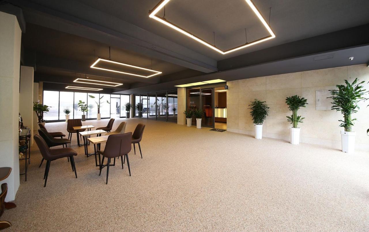 Brown Dot Hotel Sinan Gwangju Metropolitan City Екстериор снимка