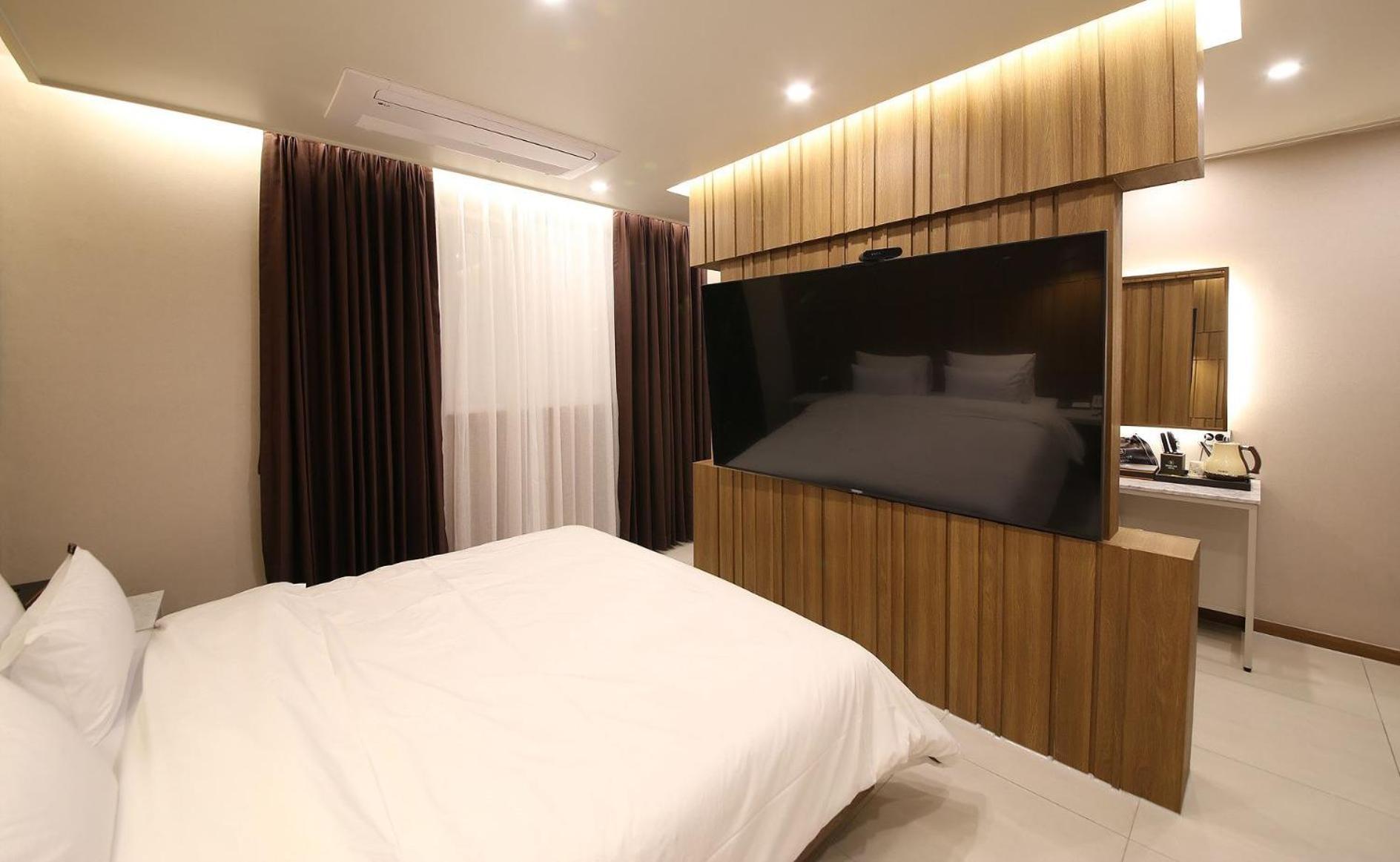 Brown Dot Hotel Sinan Gwangju Metropolitan City Екстериор снимка